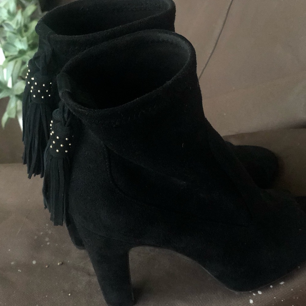 Vince Camuto -Calissa Peep Toe Booties